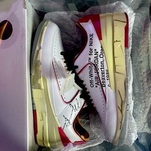 Off white Jordan 2’s never been worn DS ‼️‼️‼️Box included